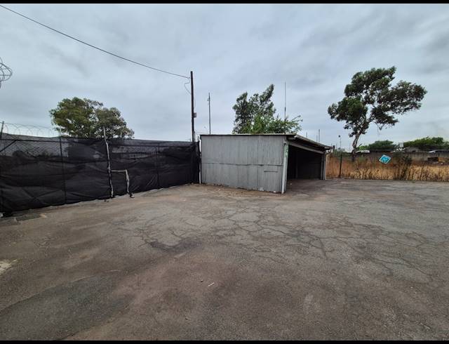 1,299M² WAREHOUSE TO LET IN DRIEHOEK